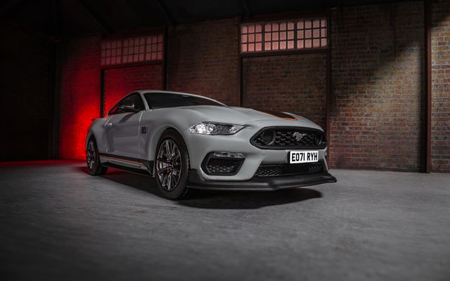 Ford Mustang Mk6 Mach 1, Fighter Jet Gray Ford Mustang Mk6 Mach 1, Fighter Jet Gray