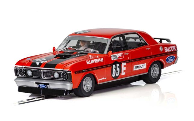 C3928 Scalextric Ford XY Falcon Bathurst 500 1971 Slot Car