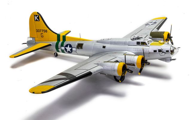 AA33321 Boeing B-17G Flying Fortress 43-37756/G 'Milk Wagon'