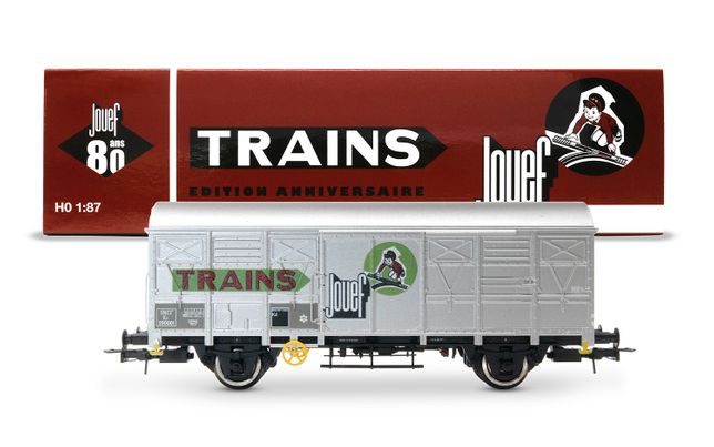 Lot De Trains HO Jouef – 2 Locomotives, 8 Wagons, 2 Passages à Niveau Et Plus – Occasion