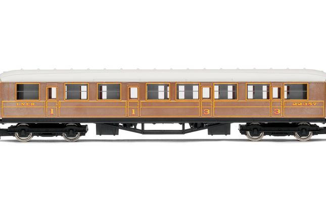 RailRoad LNER, Composite Coach - Era 3