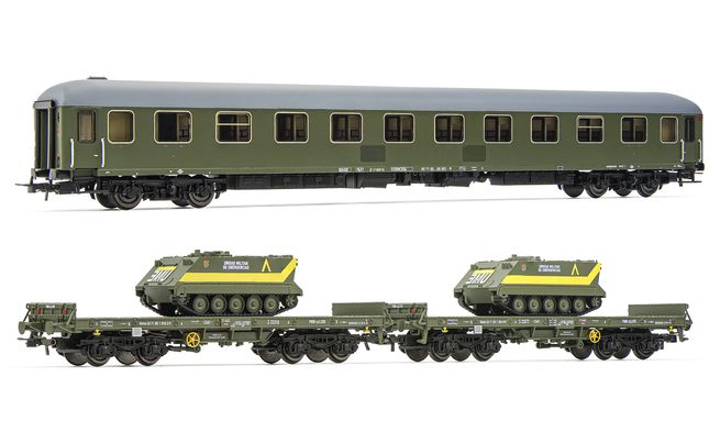 RENFE, 3-unit set, 12000 + 2x PMM (1 loaded with tank +1 without load), olive green "Military" livery, period V