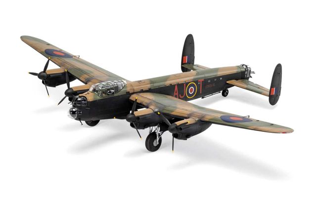 Combat Avro Lancaster Mk I/III Airfix Model 1:72 Scale Bomber Dambusters NEW UK 