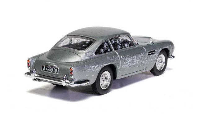 Aston martin db5 model hot sale car