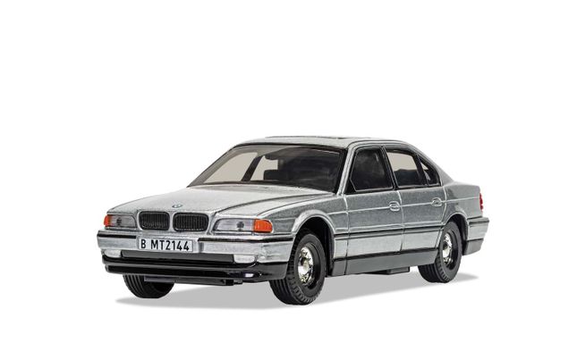 お歳暮・冬ギフト 特集2024 通販  BMW Bond James | Corgi CC05105 750iL Dies Never 'Tomorrow 乗用車