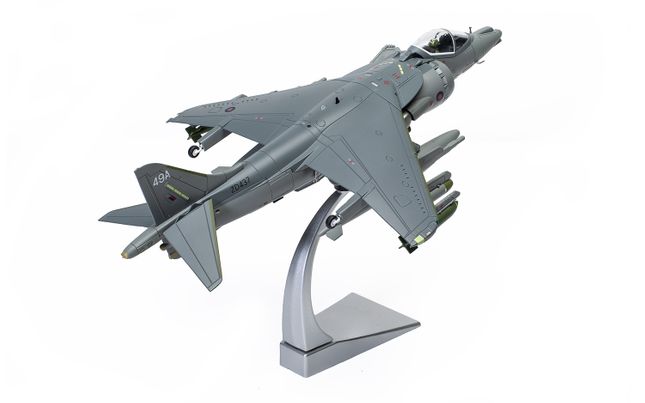 非常に希少なモデルかと思います希少】CORGI BAe Harrier w/Carrier Diorama - starrvybzonline.com 10449円