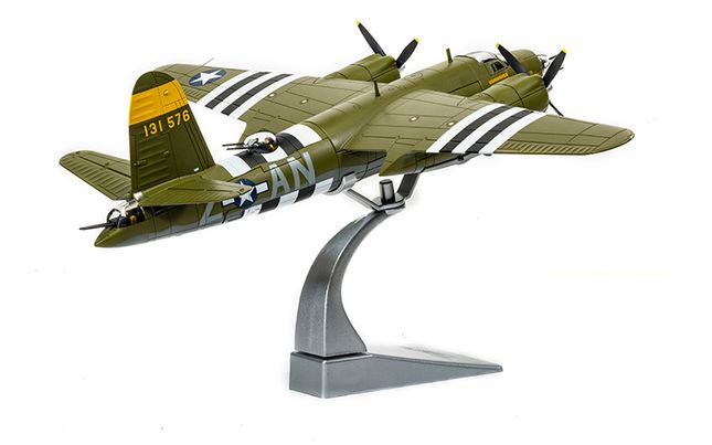 Martin B-26B Marauder 'Dinah Might’ - 553rd / 368th BG USSAF - Mjr David Dewhurst