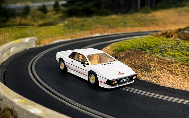 Lotus Esprit Turbo White - James Bond 'For Your Eyes Only'