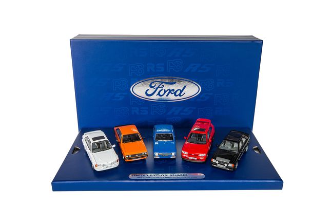 VC01501 Ultimate Ford Escort RS Collection