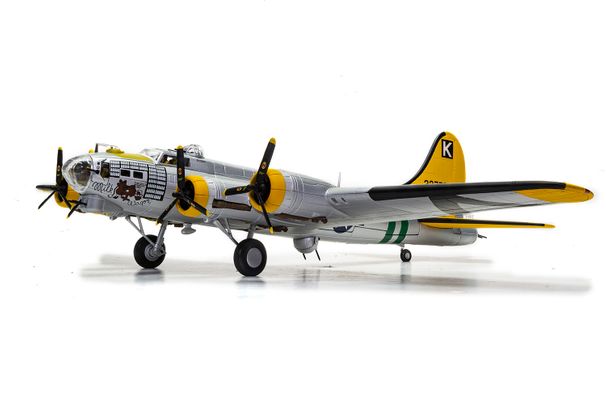 １７　未使用？　極美品　CORGI　コーギー　1/72　THE AVIATION ARCHIVE　AA34002　B-24D Liberator Ball of Fire III Undisplayed　限定品 2025年最新Yahoo!オークション -corgi 1&frasl;72の中古品・新品・未使用品一覧