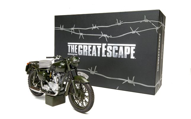 CC08501 The Great Escape - Triumph TR6 Trophy (Weathered)
