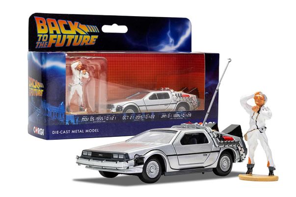 Back to the Future 64 piece DeLorean playset with 3 figures – Back