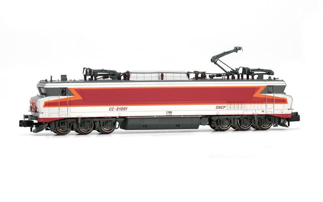 HN2585S SNCF, electric locomotive CC 21001 in silver livery, ep