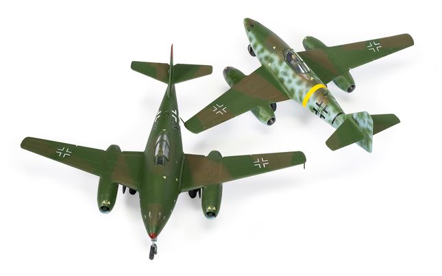 A03090A Messerschmitt Me262A-1a/2a