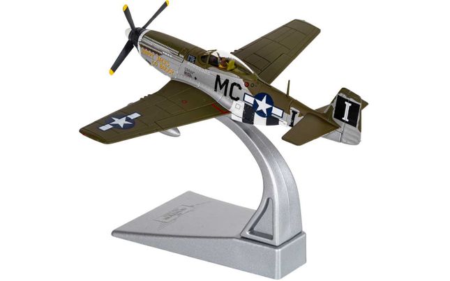 AA27706 P51D Mustang 44 13761 MCI - 'Happy Jacks Go Buggy'