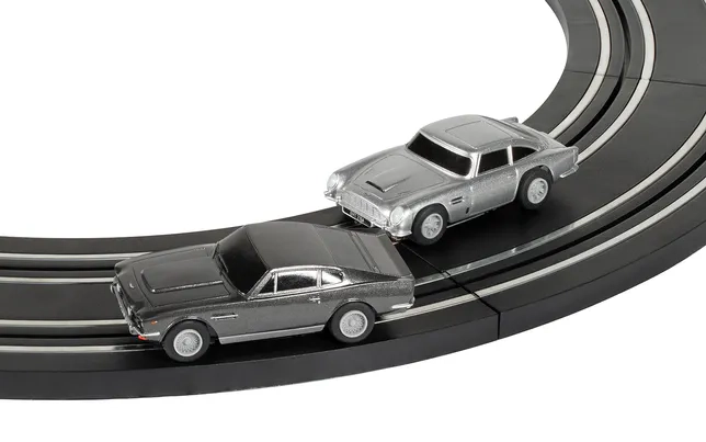 Micro Scalextric James Bond 007 Race Set - DB5 vs V8