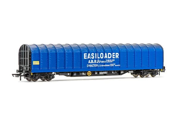 BR, 4-axle tarpaulin wagon, blue "Easiloader" livery, period IV