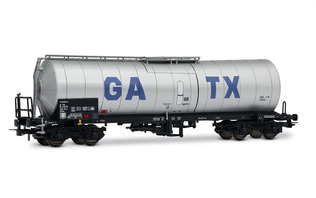 GATX, 2-unit set of 4-axle tank wagons, light grey livery with big GATX logo, ep. VI