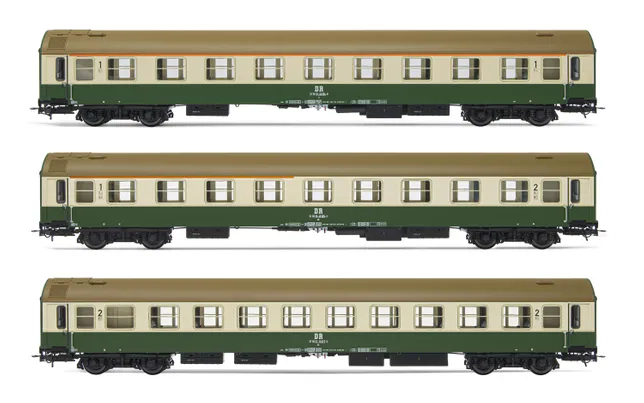 DR, 3- unit pack coaches type OSShD, (A, AB, Bc), green/beige livery, period IV