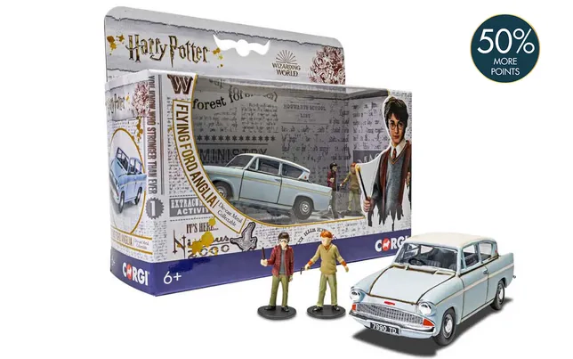 Harry Potter Flying Ford Anglia with Harry Potter and Ron Weasley Figurines