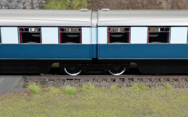 LNER - 'West Riding Limited' - Double Open First - Coach pack