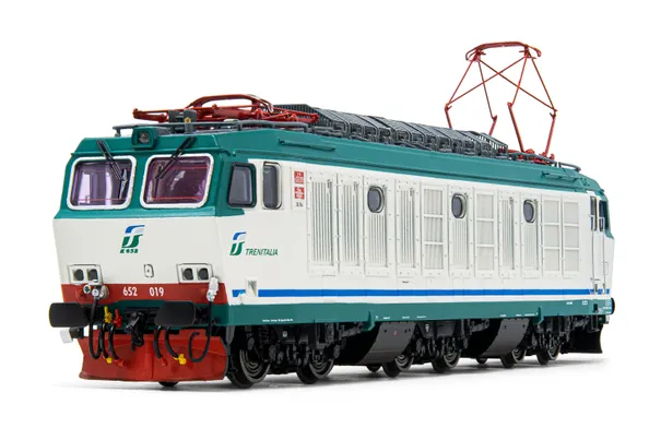 FS, locomotiva elettrica classe E.652 019, livrea XMPR 2 con logo "FS Trenitalia", ep. V