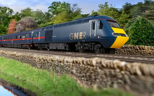R30343 GNER Class 43 HST Bo-Bo Train Pack - Era 9
