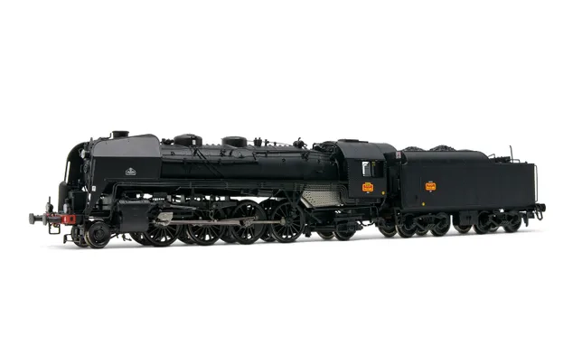 SNCF, locomotive à vapeur 141 R 484, avec 3 feux avant et tender à charbon, livrée noire, dépôt Hausbergen, ép. III