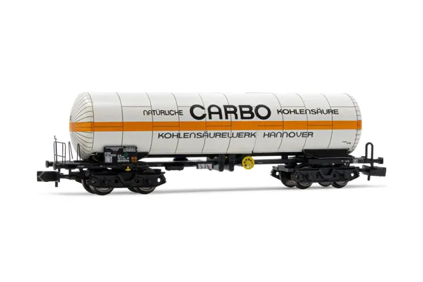 DB, 4-axle gas tank wagon, "CARBO", period V-VI, with isolation