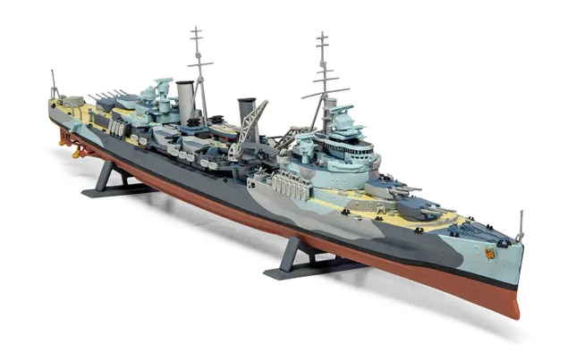HMS Belfast Gift Set