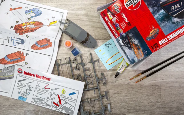 Starter Set - RNLI Shannon Class Lifeboat