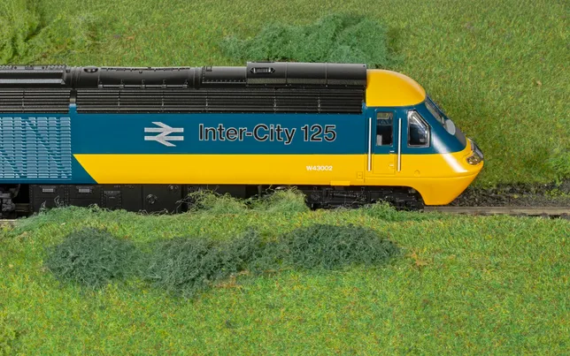 Hornby Railways B.R. High Speed Retro Train Set