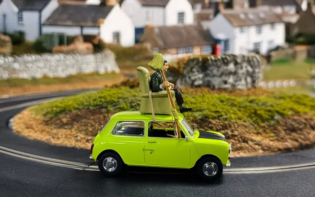 Mini - Mr Bean 'Do-It-Yourself'