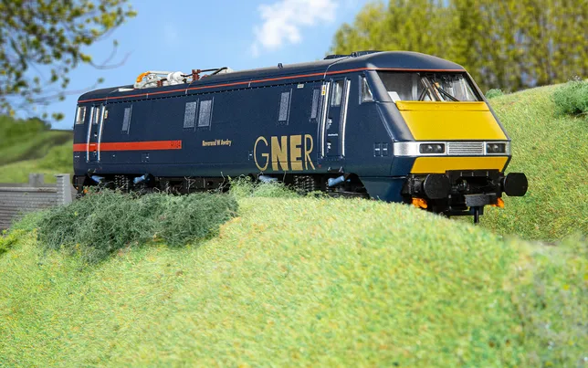 GNER - Class 91 - 91124 'Reverend W Awdry'
