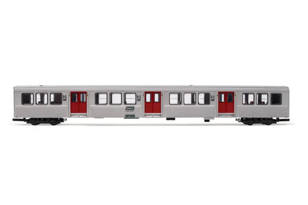 SNCF, additional RIB 70 coach, original livery with red access doors, period IV-V