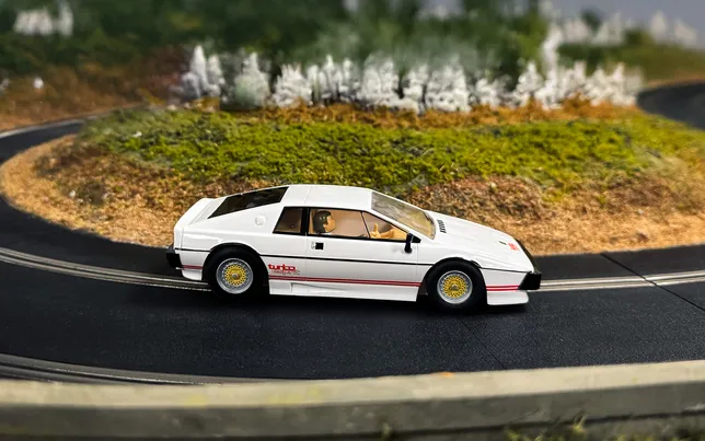 Lotus Esprit Turbo White - James Bond 'For Your Eyes Only'