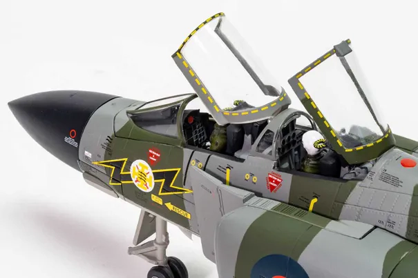 McDonnell Douglas Phantom FG.1 XV592/L