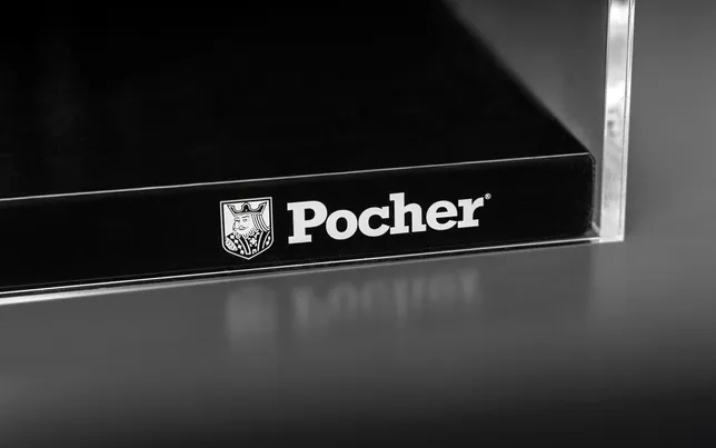 Pocher Bike Display Case - 1:4 Scale