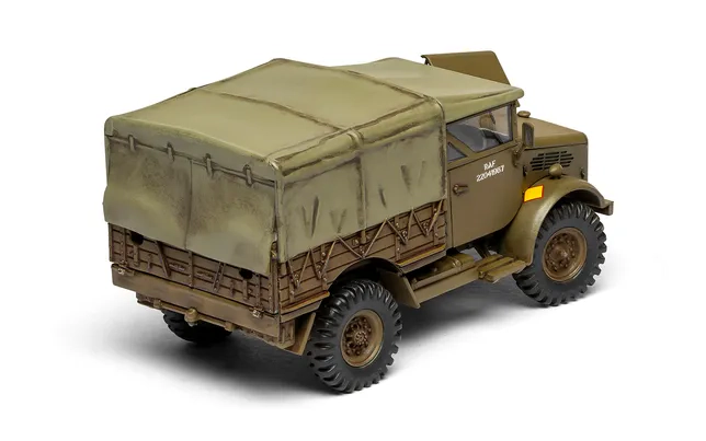 WWII 15-cwt 4 x 2 G.S. Truck