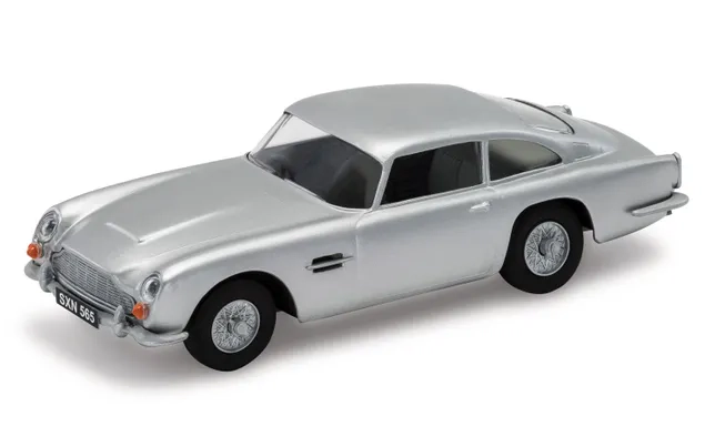 Aston Martin DB5 Silver Starter Set 1:32
