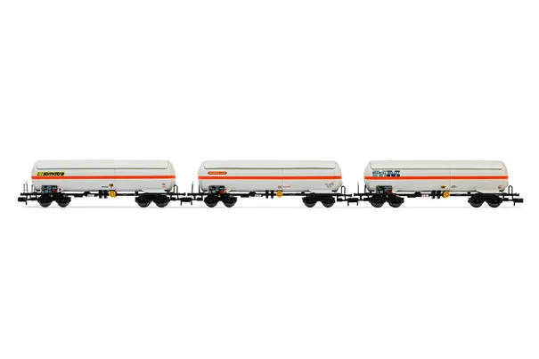 SNCF, 3-unit 4-axle gas tank wagons, contains 1 x "ERMEWA SATI", 1x "Millet" and 1 x "simotra", period IV-V