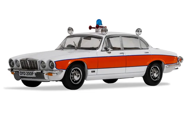 Jaguar XJ6 Series 2 4.2-litre, Avon & Somerset Constabulary