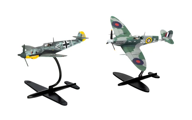 Supermarine Spitfire Mk.Vc vs Bf109F-4 Dogfight Double