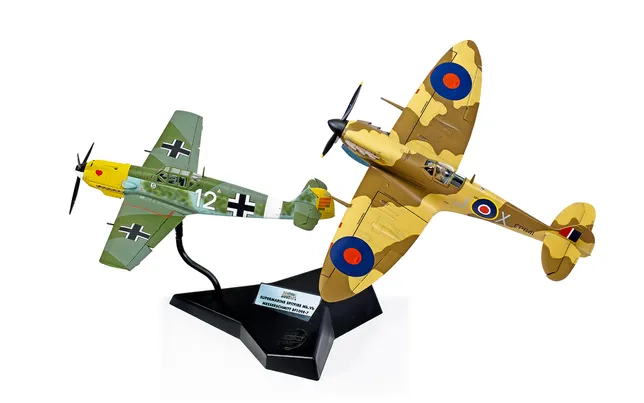 Supermarine Spitfire Mk.Vb Messerschmitt Bf109E Dogfight Double Gift Set