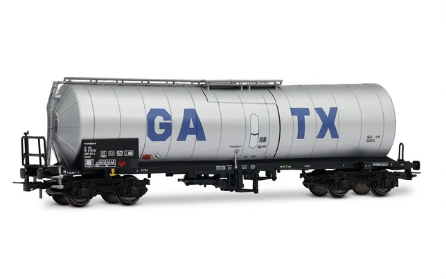 GATX, 2-unit set of 4-axle tank wagons, light grey livery with big GATX logo, ep. VI