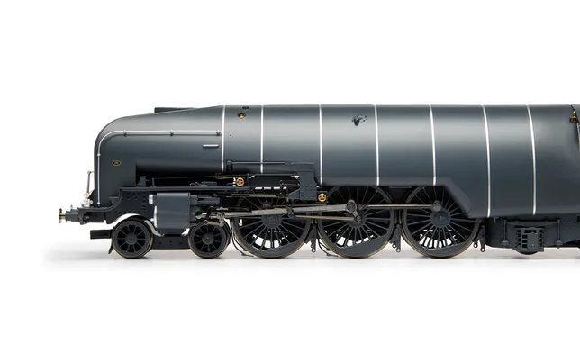 LNER, Class W1 'Hush Hush', 1935 (Double Blast Pipe), 4-6-4, 10000 - Era 3