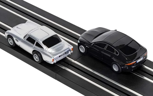 Micro Scalextric James Bond 007 Chase Set - No Time To Die