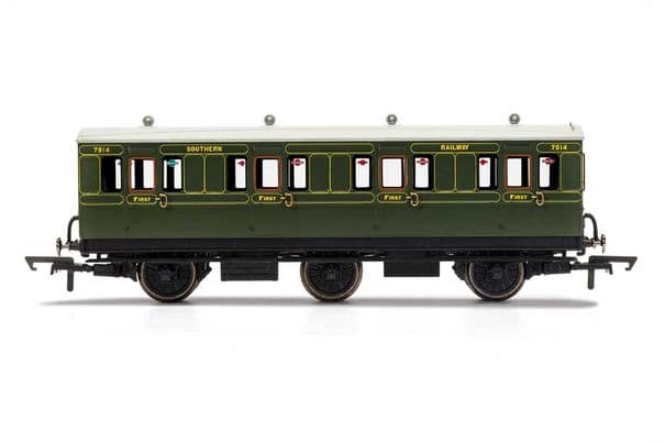 SR 6 Wheel Coach 1st Class Fitted Lights 7514 Era 3