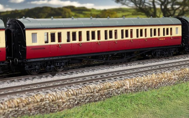 BR - Collett Corridor - Third Class - 4551 - Coach