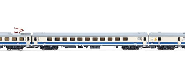 RENFE, automotor eléctrico serie 444, unidad 444-011, decoración azul/blanca, ép. V